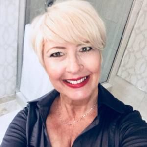 Meet your Posher, Rebeckah